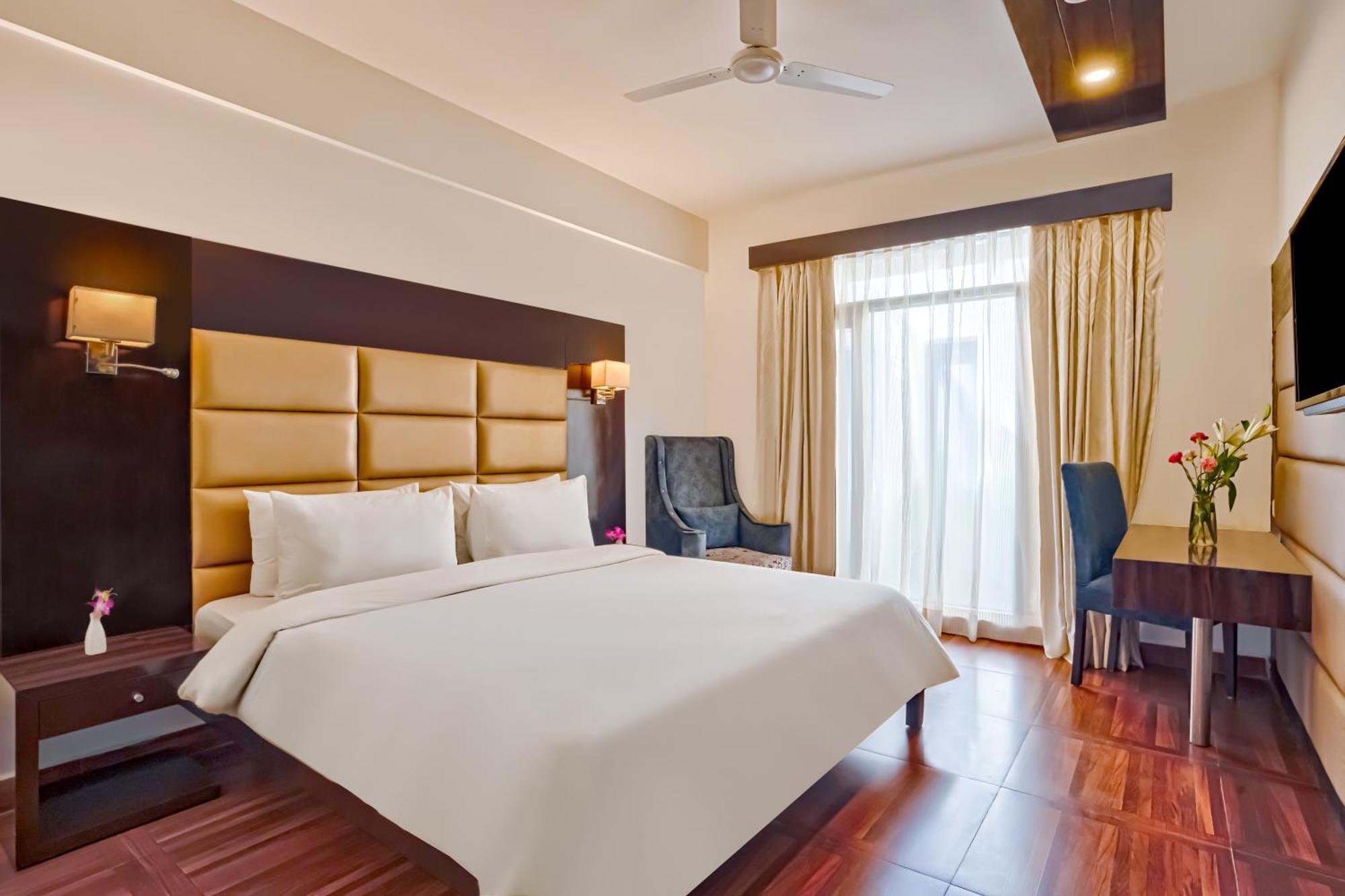 Country Inn Goa Varca Beach - 2 Minutes Walk To The Beach 外观 照片